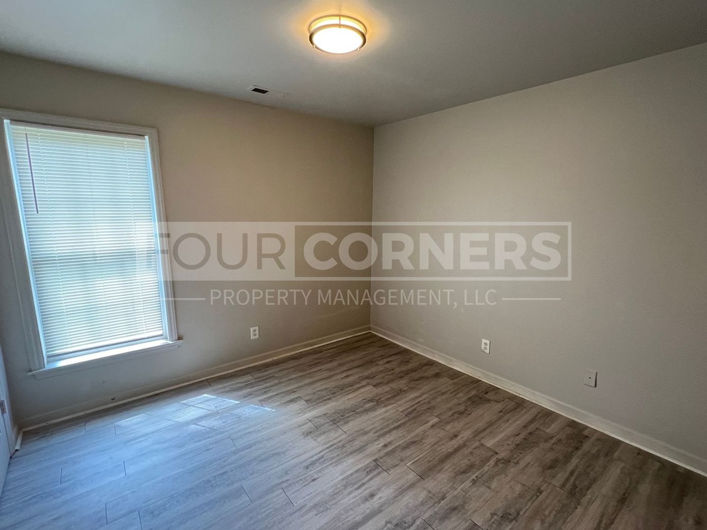 Greensboro House: 3312 Beck St