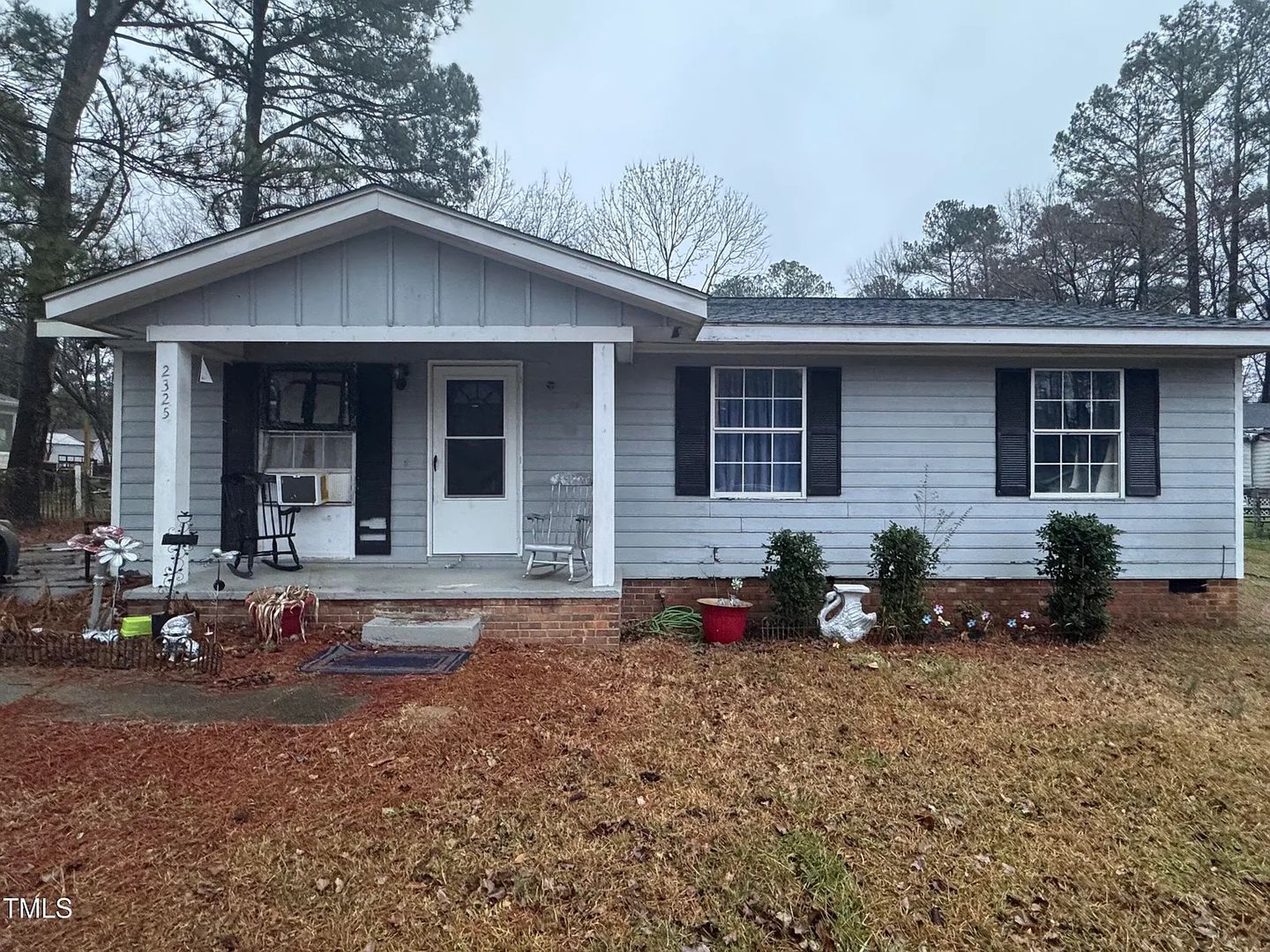 Raleigh House: 2325 Quartz Ct