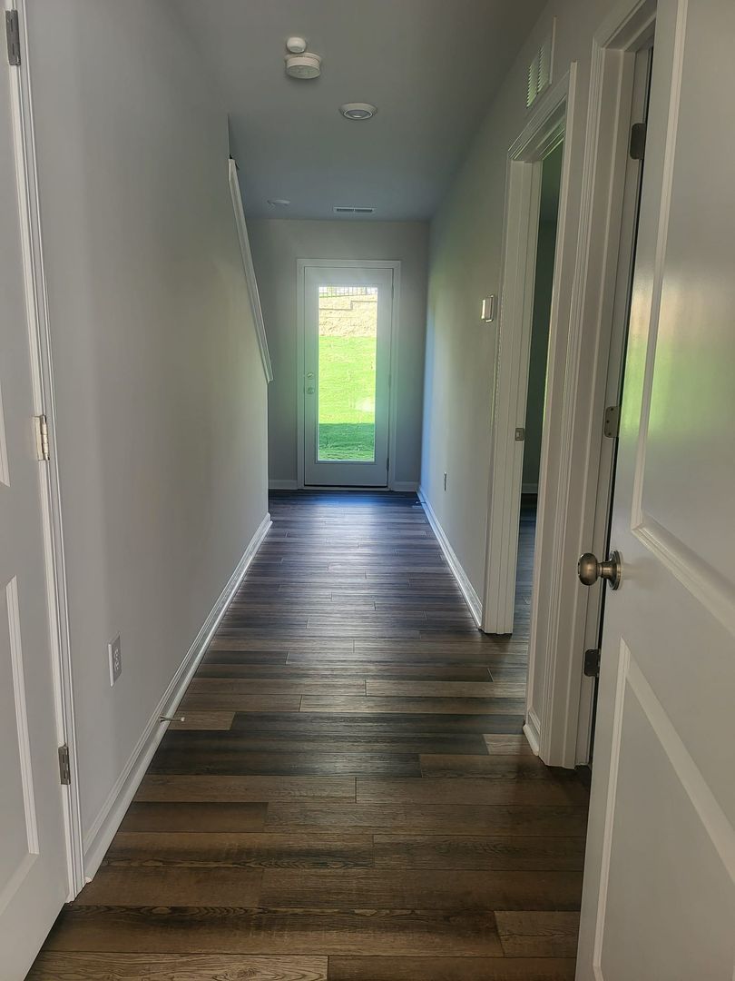 Durham House: 3048 Castle Loch Ln