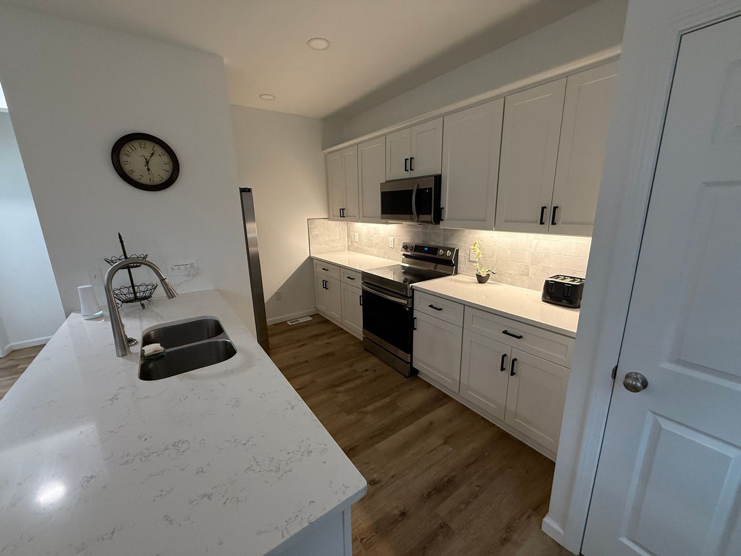 Durham House: 1101 S Alston Ave