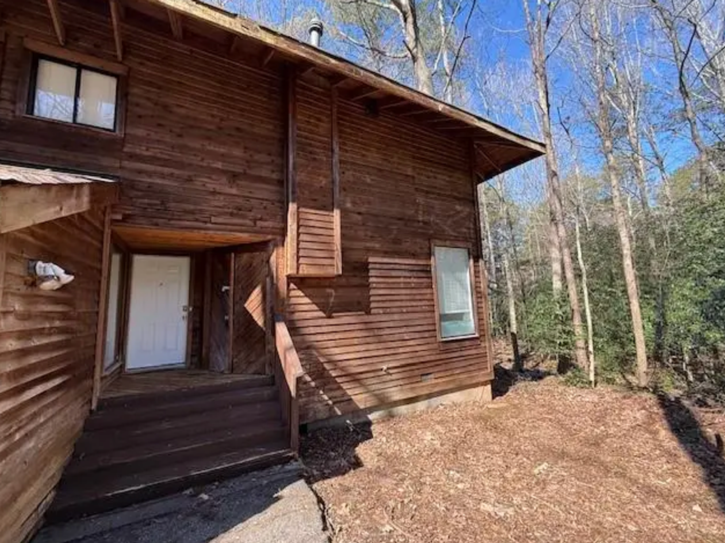 Decatur House: 2563 Terrace Trail