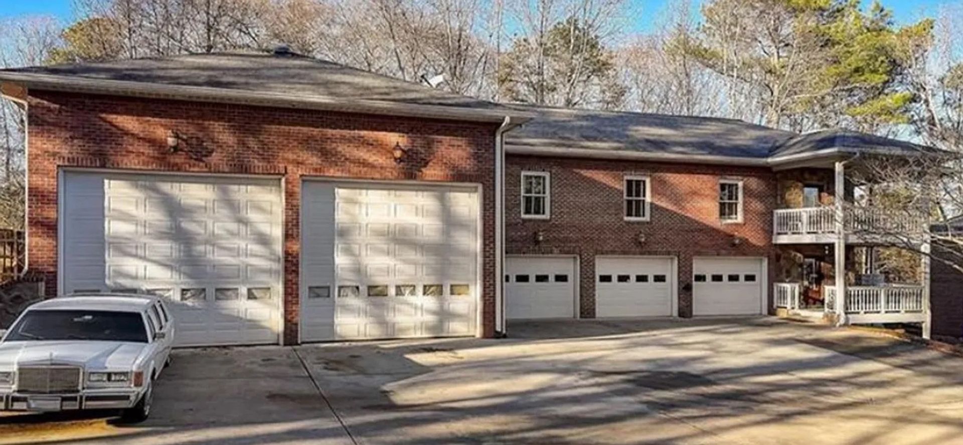 Gainesville House: 6620 Little Mill Rd