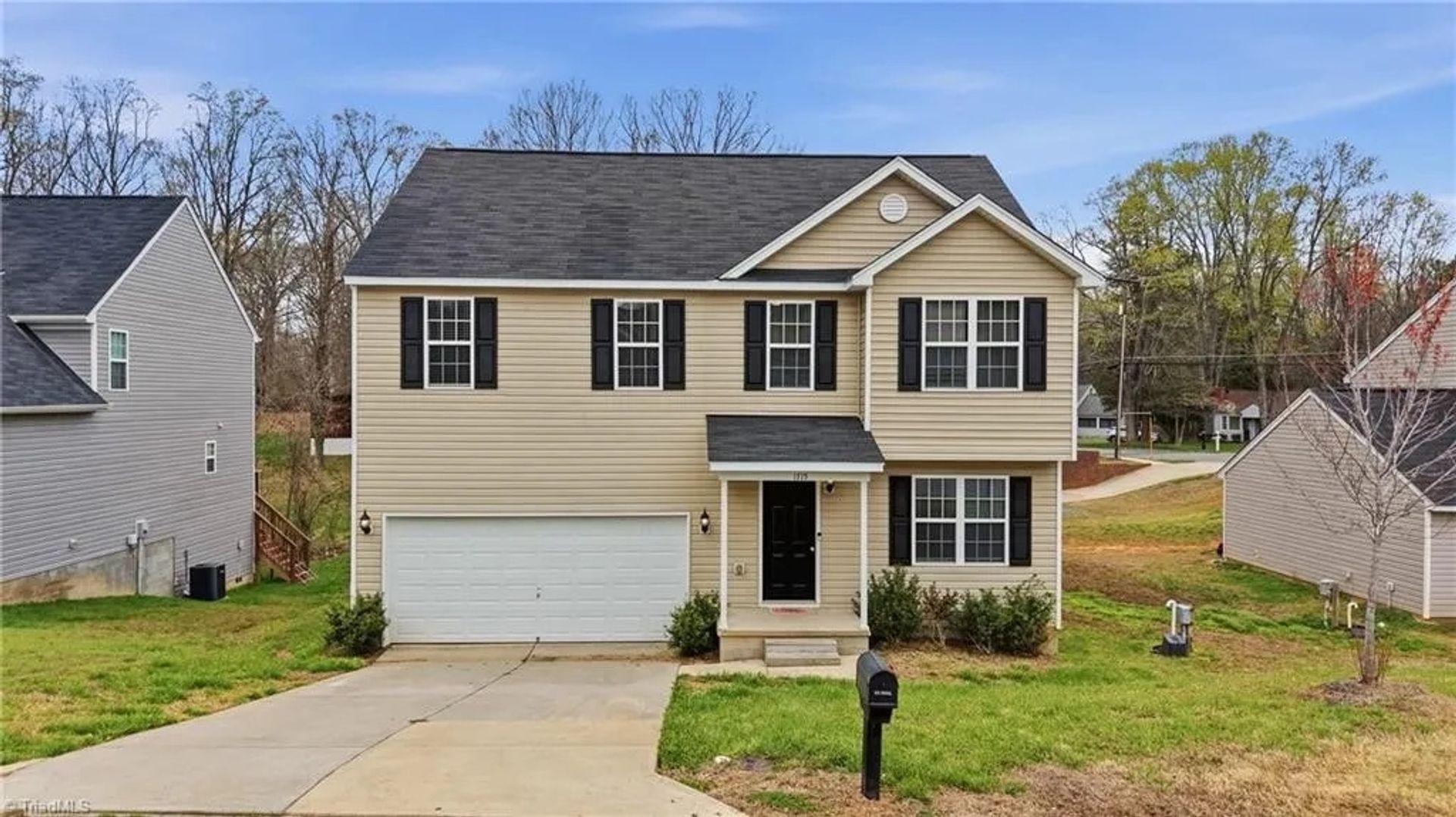 Winston-Salem House: 1715 Ransom Trace Ct