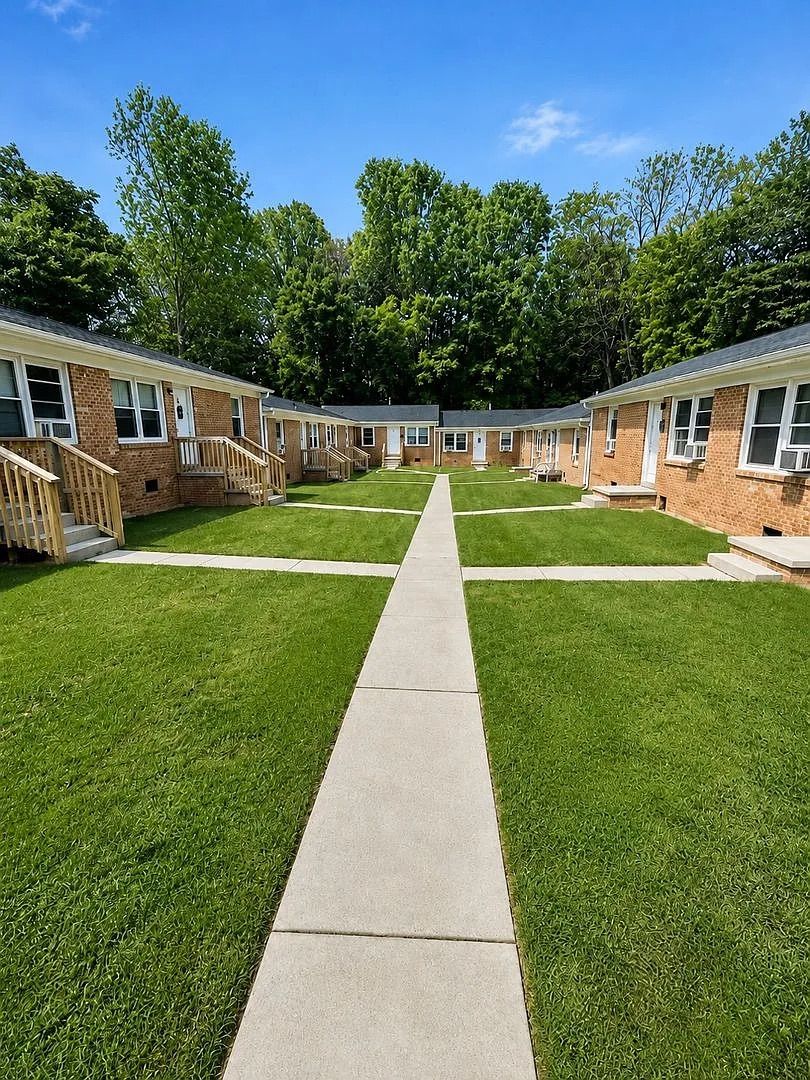 Greensboro House: 3940 Overland Heights