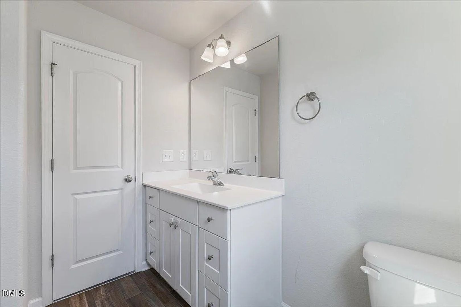 Creedmoor House: 2036 Alderman Way