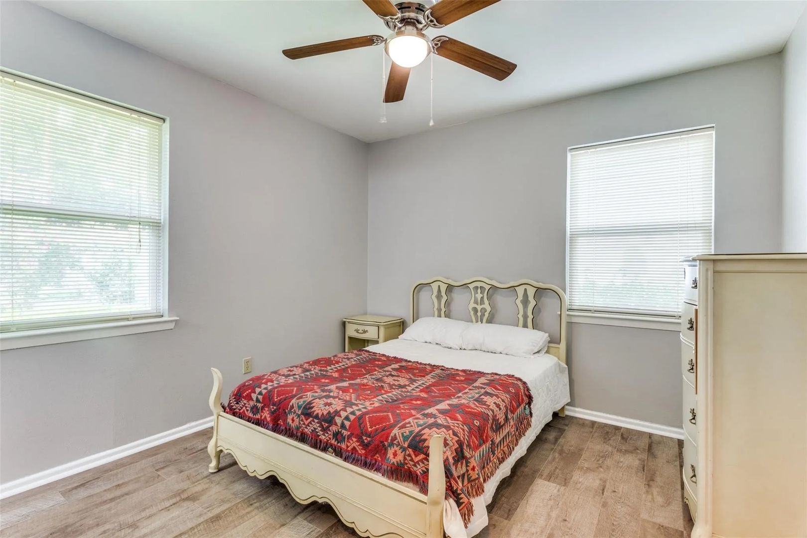 Arlington House: 2217 Hackberry Dr