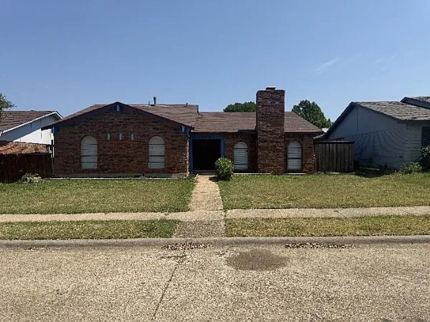 Dallas House: 10209 Black Hickory Rd