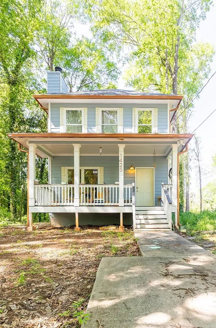 Atlanta House: 1425 Bridges Ave SW