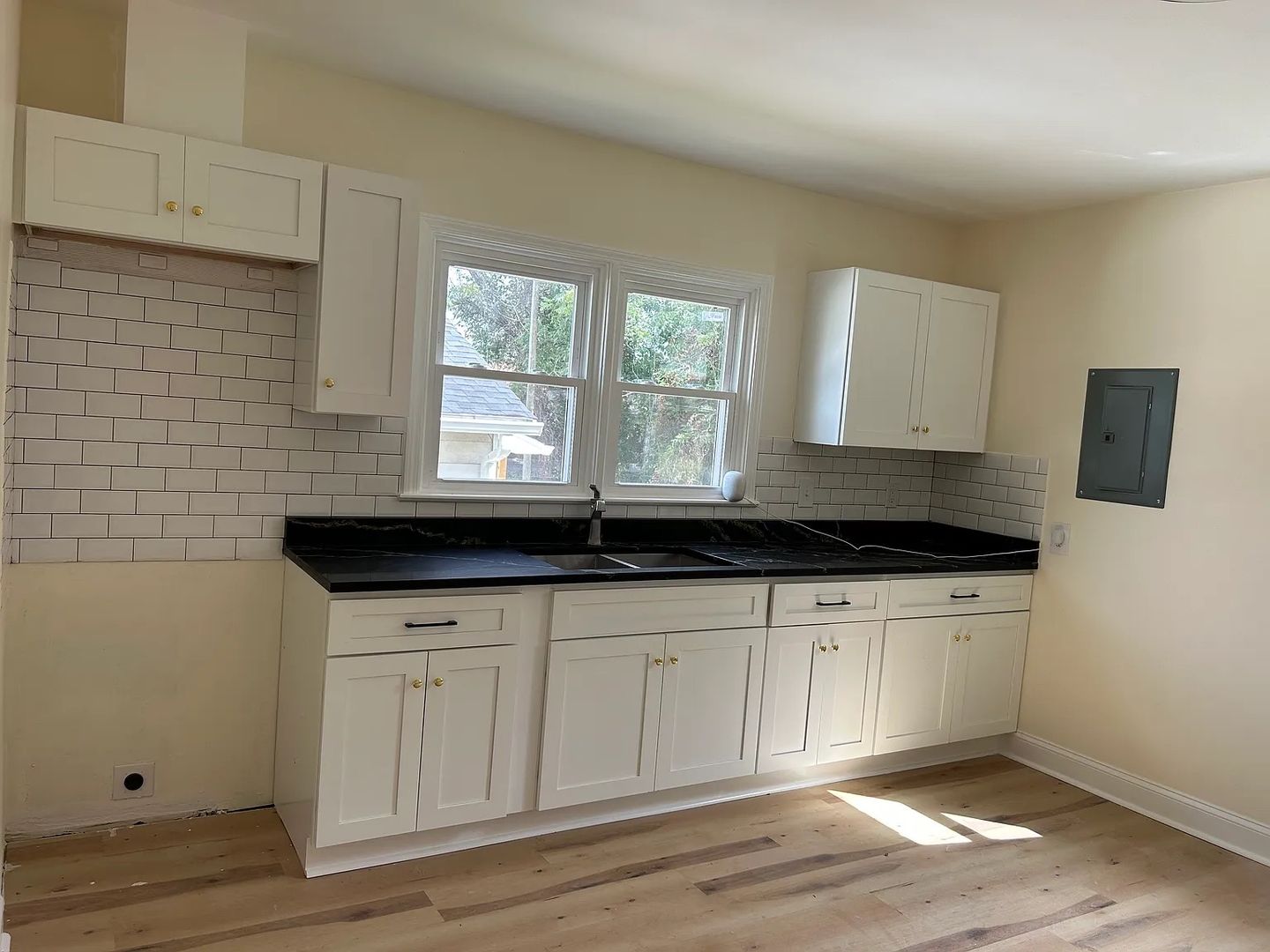 High Point House: 600 Richardson Ave