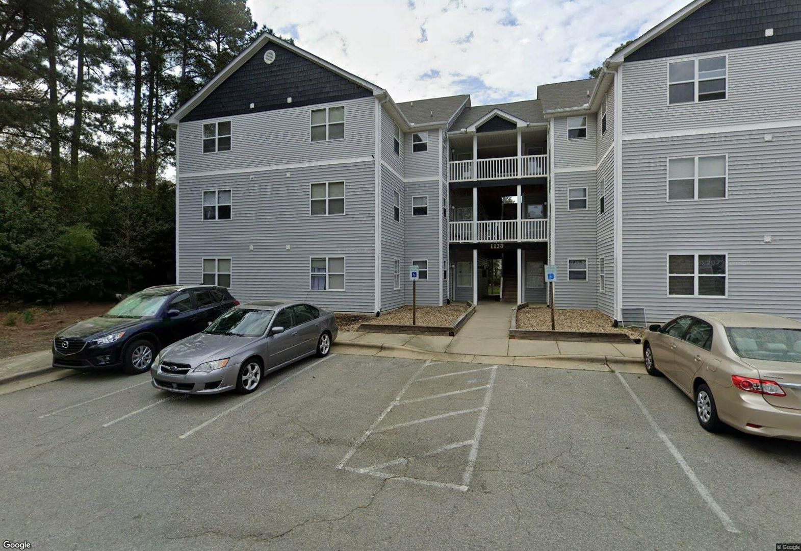 Raleigh House: 1120 Carlton Ave