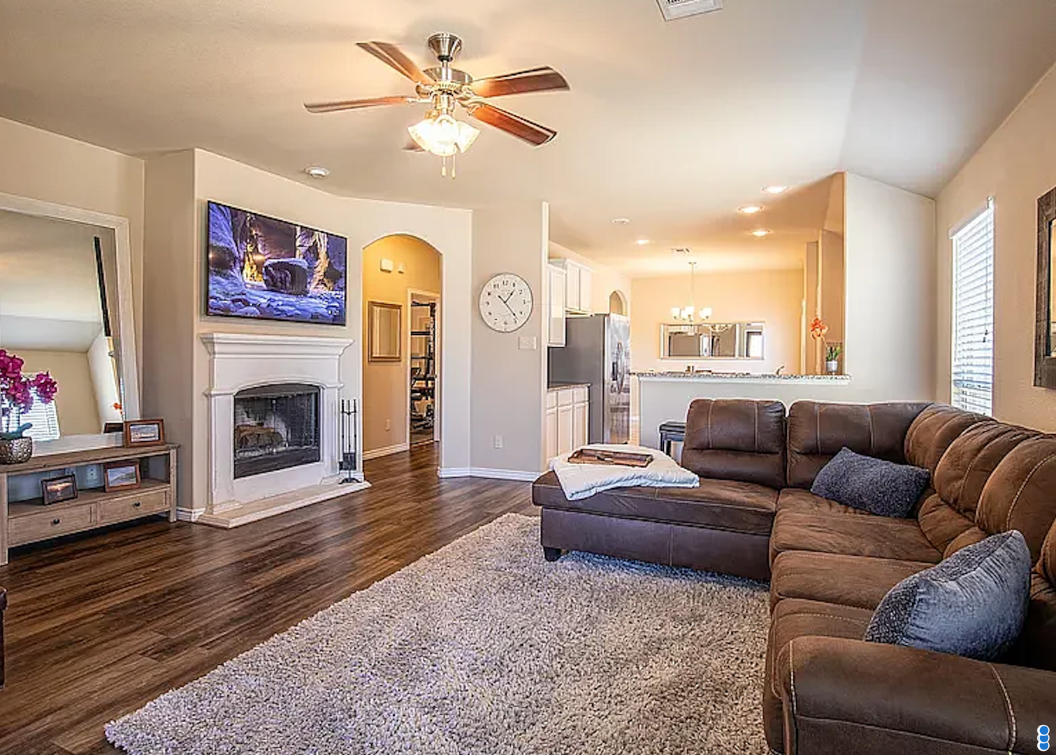 Aubrey House: 8800 Deadwood Ln