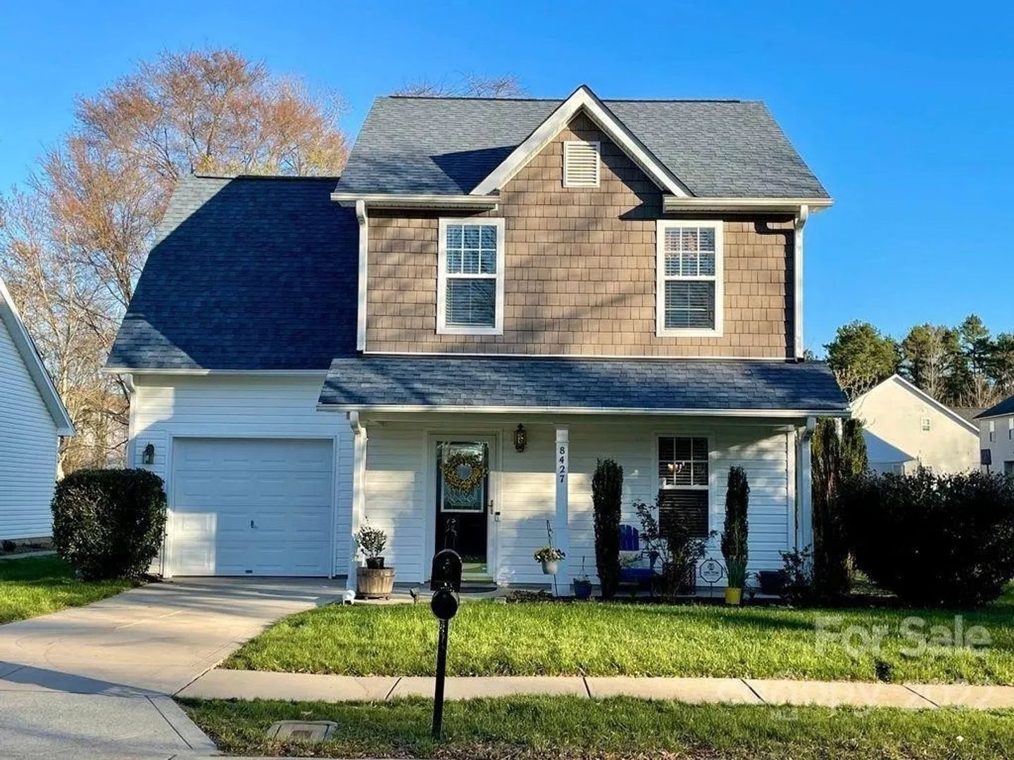 Locust House: 8427 Meadowcreek Village Dr