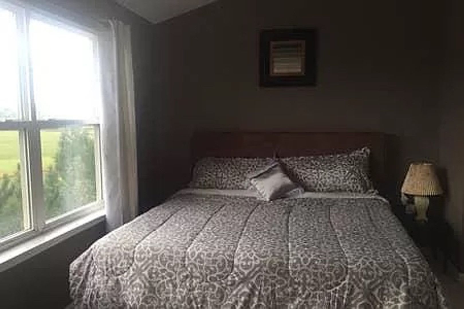 Cary House: 116 Linden Park Ln