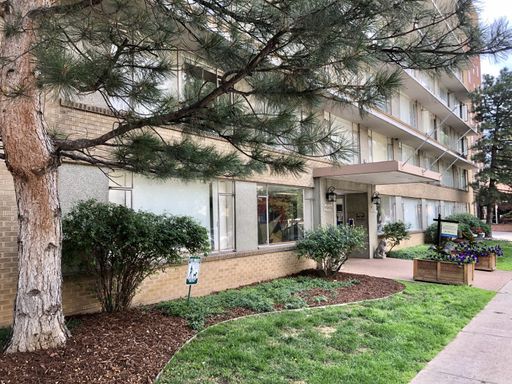 Capitol Hill Apartment with Views of Downtown – photo 1