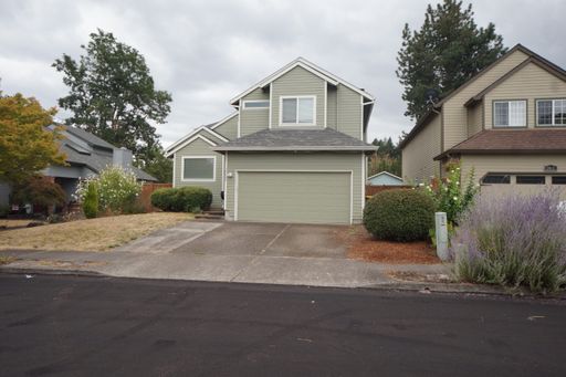 Beautiful 4 Bedroom 2.5 bathroom house near Washington Square – photo 1