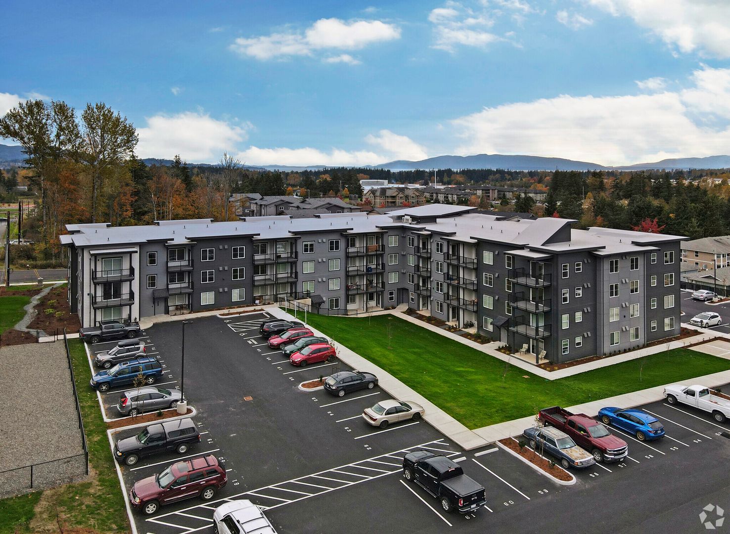 Bellingham Apartment: 256 Prince Avenue