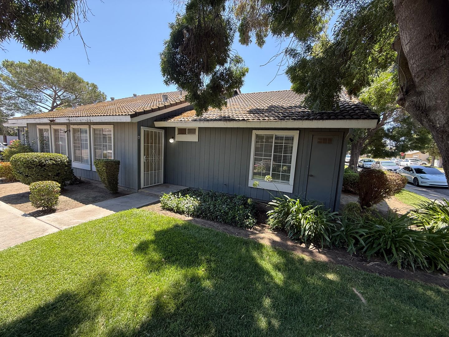 Los Banos Apartment: Westwood Apartments