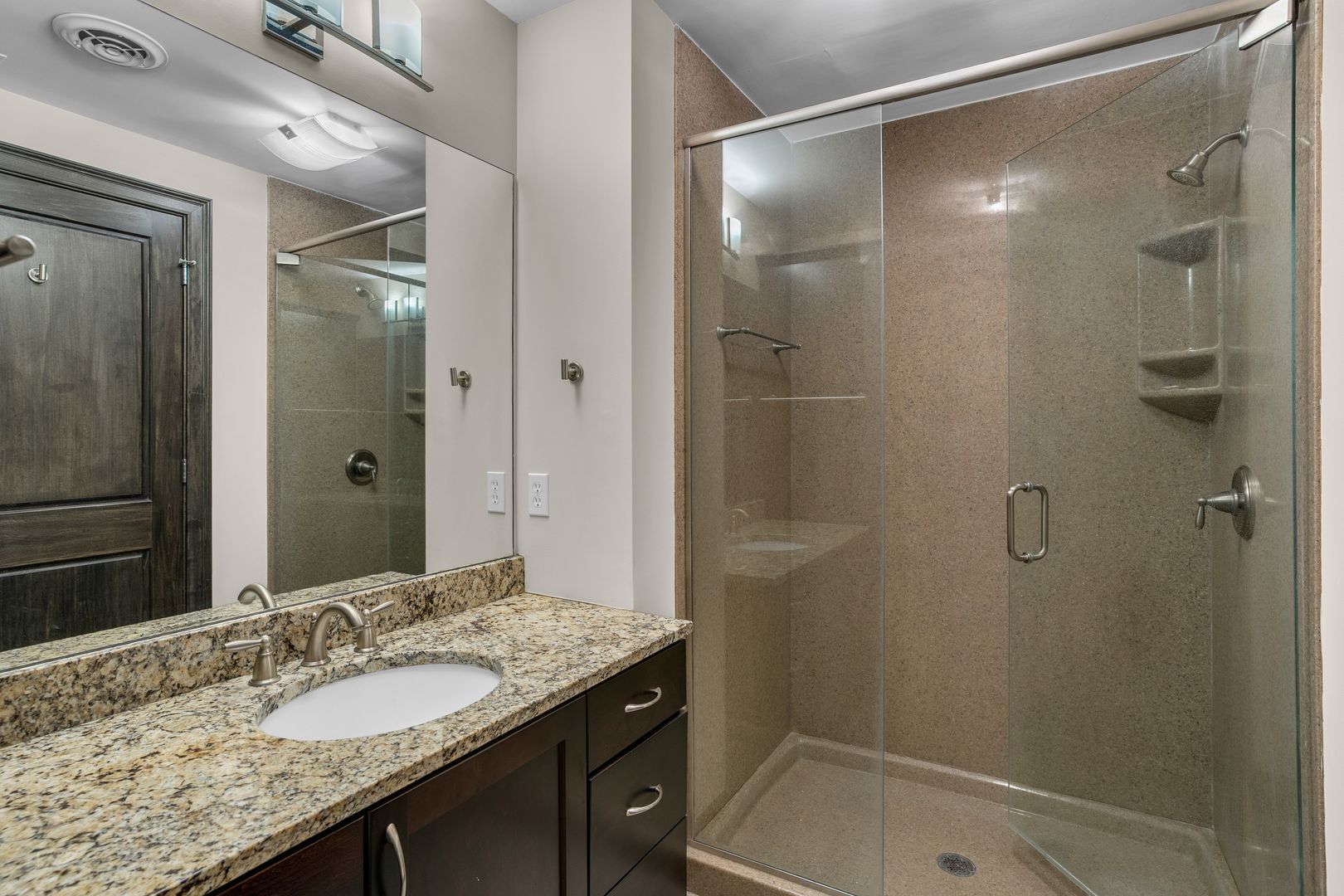 MONLL North Light Luxury Lofts 9 of 17