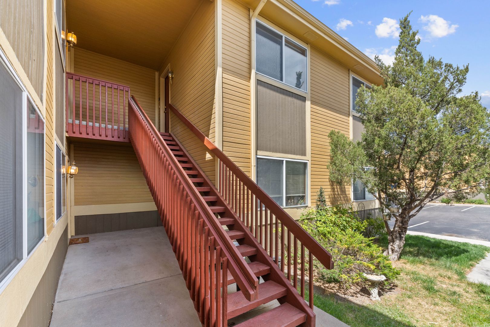 Sterling Apartment: 1503 Filmore St