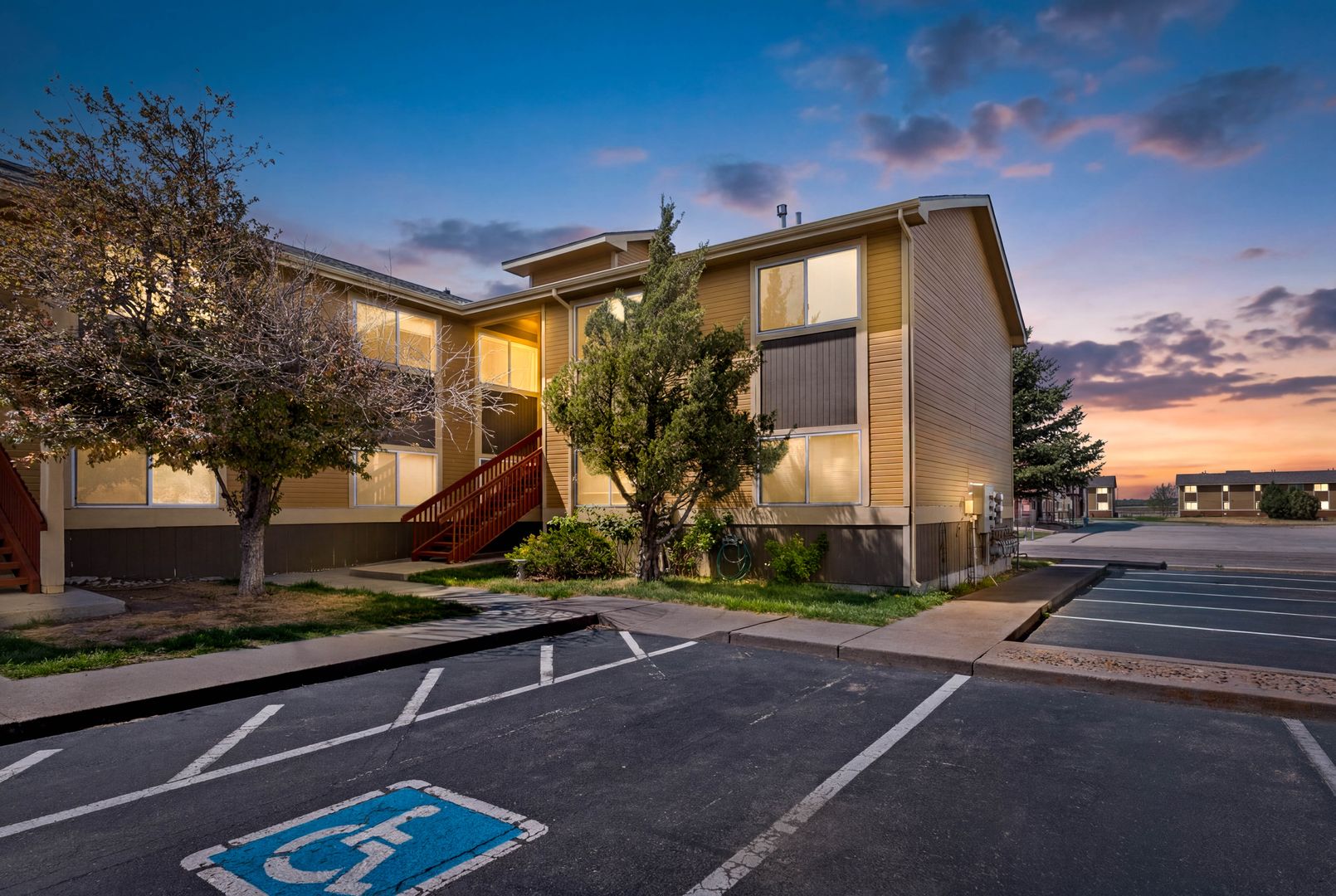 Sterling Apartment: 1503 Filmore St