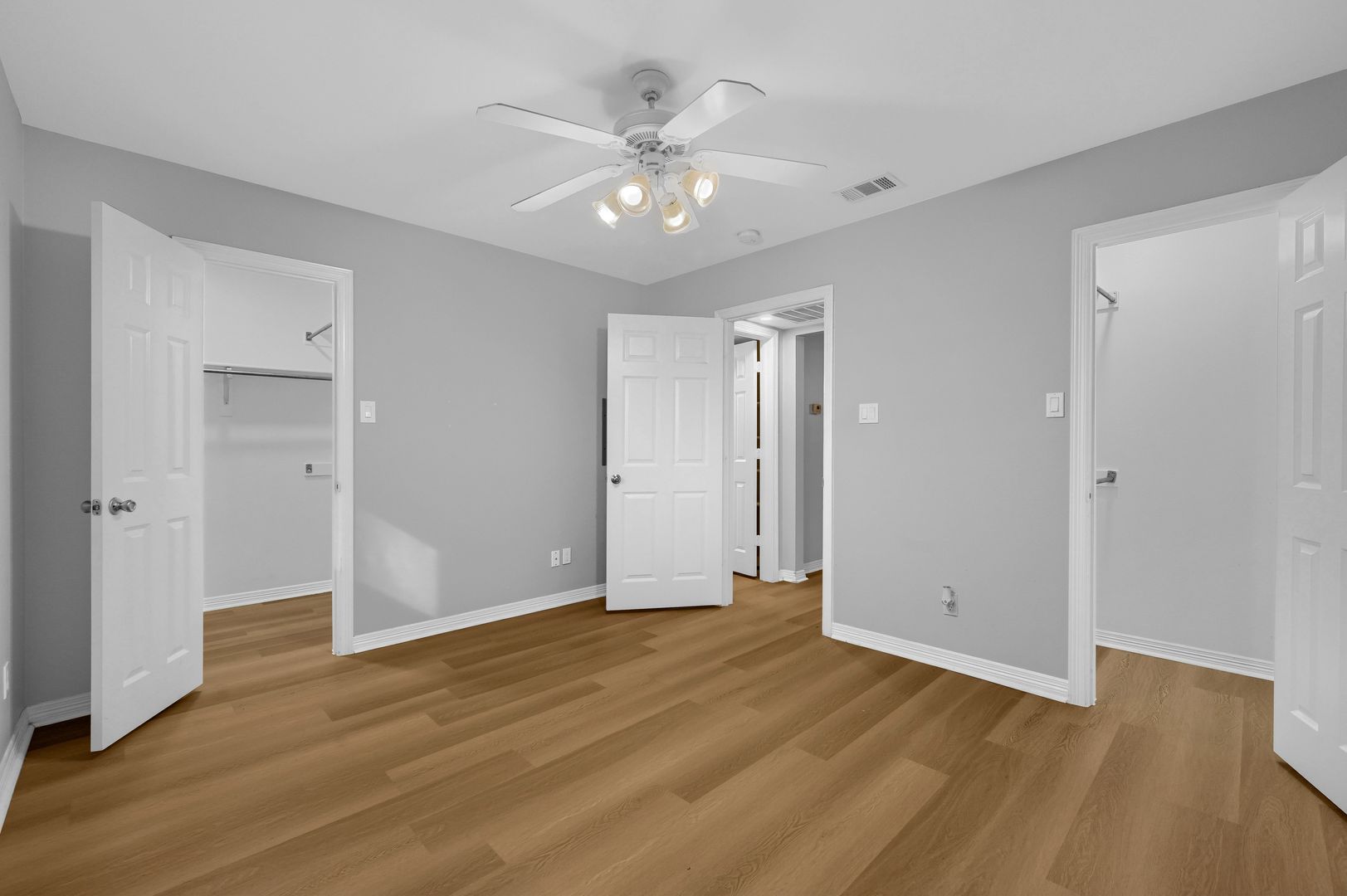 Sherman Apartment: 221 Archer Circle