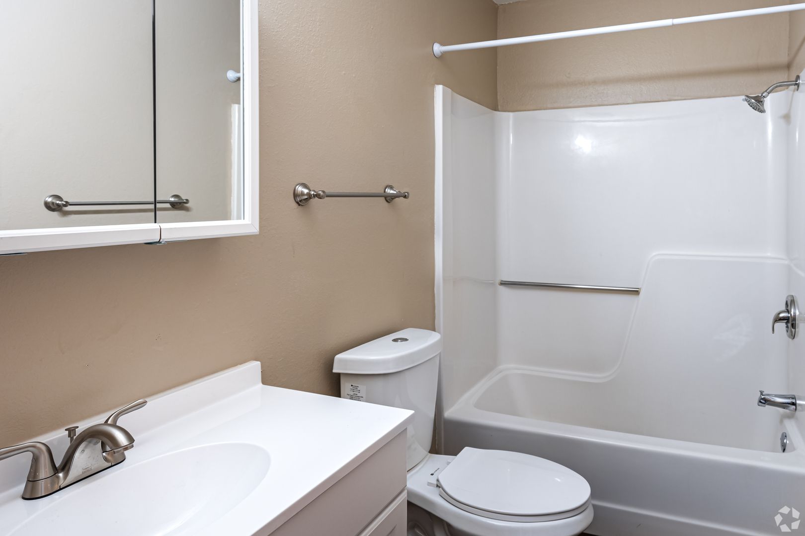 MOHPT Hyde Park Townhomes 7 of 7