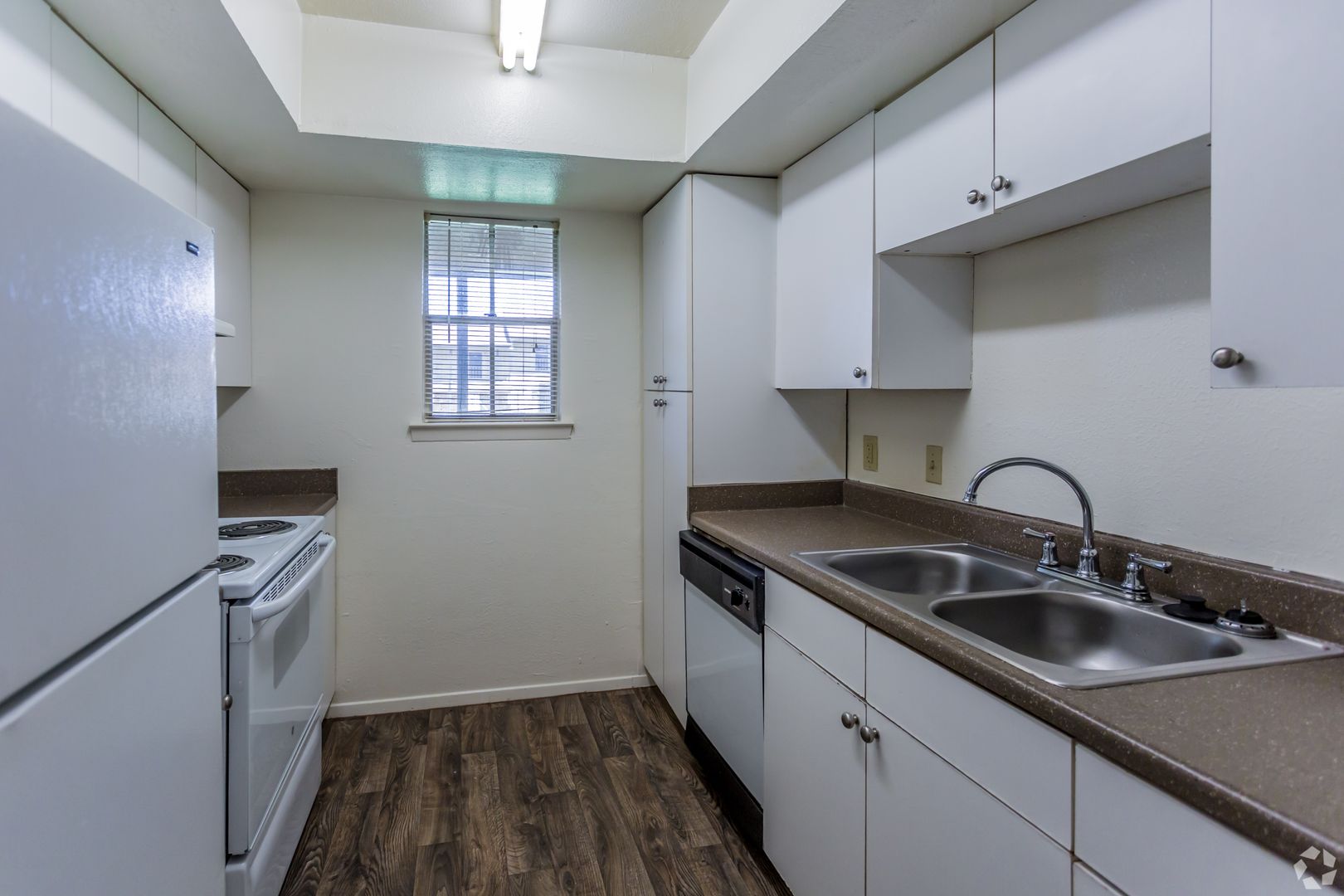 Shreveport Apartment: 2045 W Bert Kouns Industrial Loop