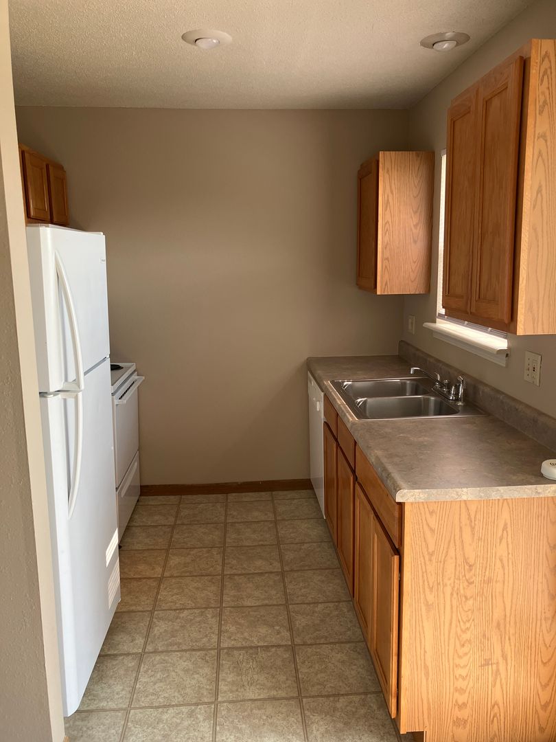 MOHPT Hyde Park Townhomes 12 of 12