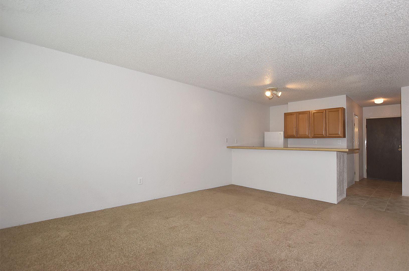 MOUNC Unicorn Apartments 5 of 12