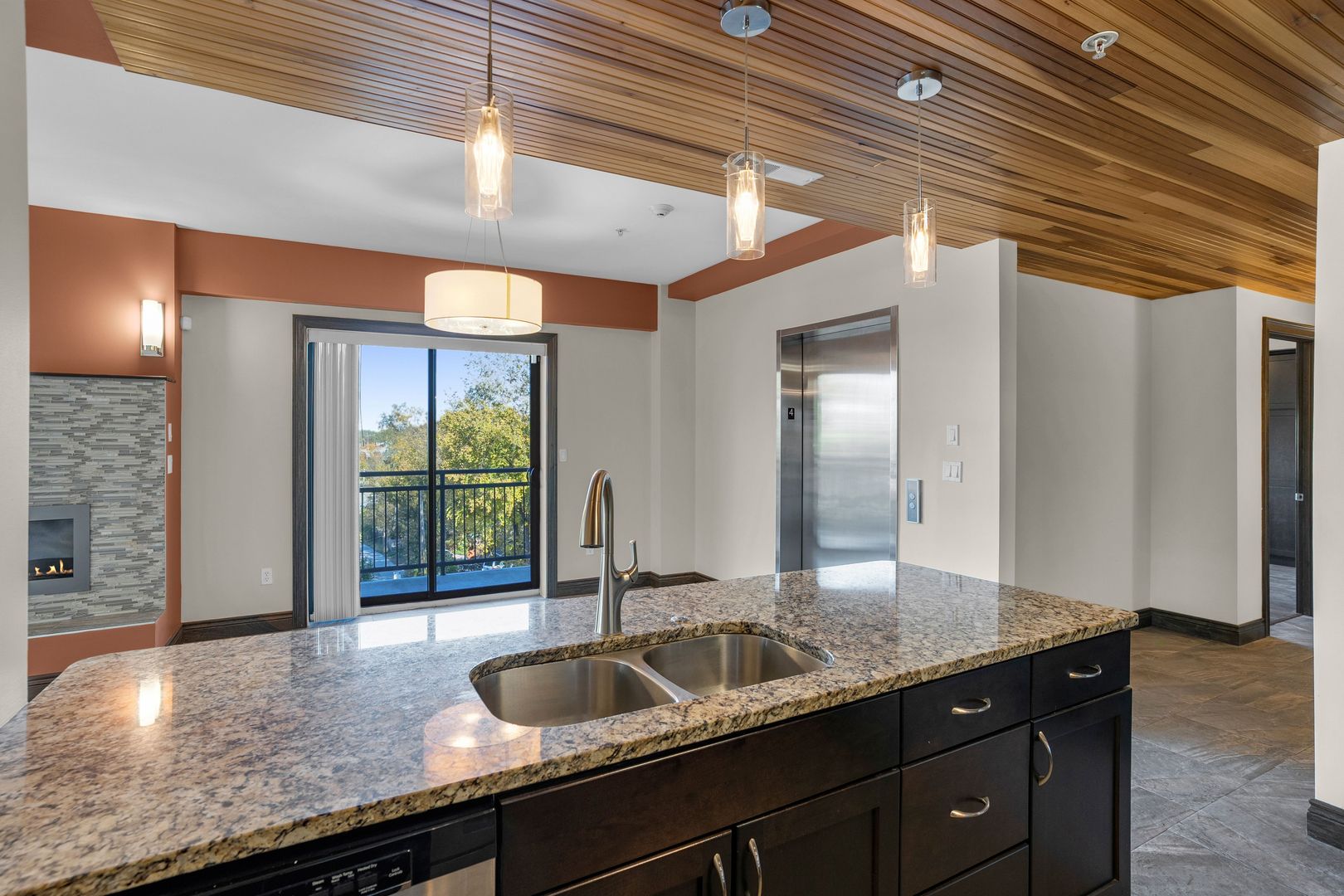 MONLL North Light Luxury Lofts 16 of 17