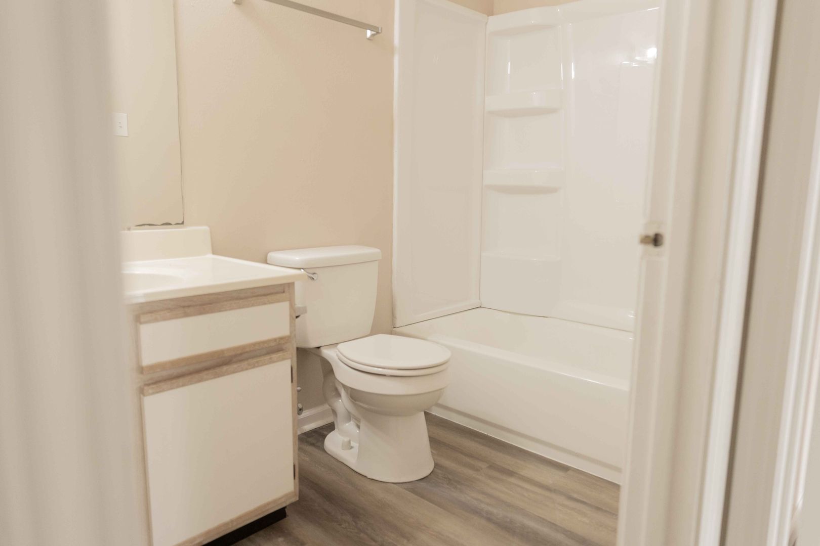 ARCHA Carriage House Apartments 10 of 14
