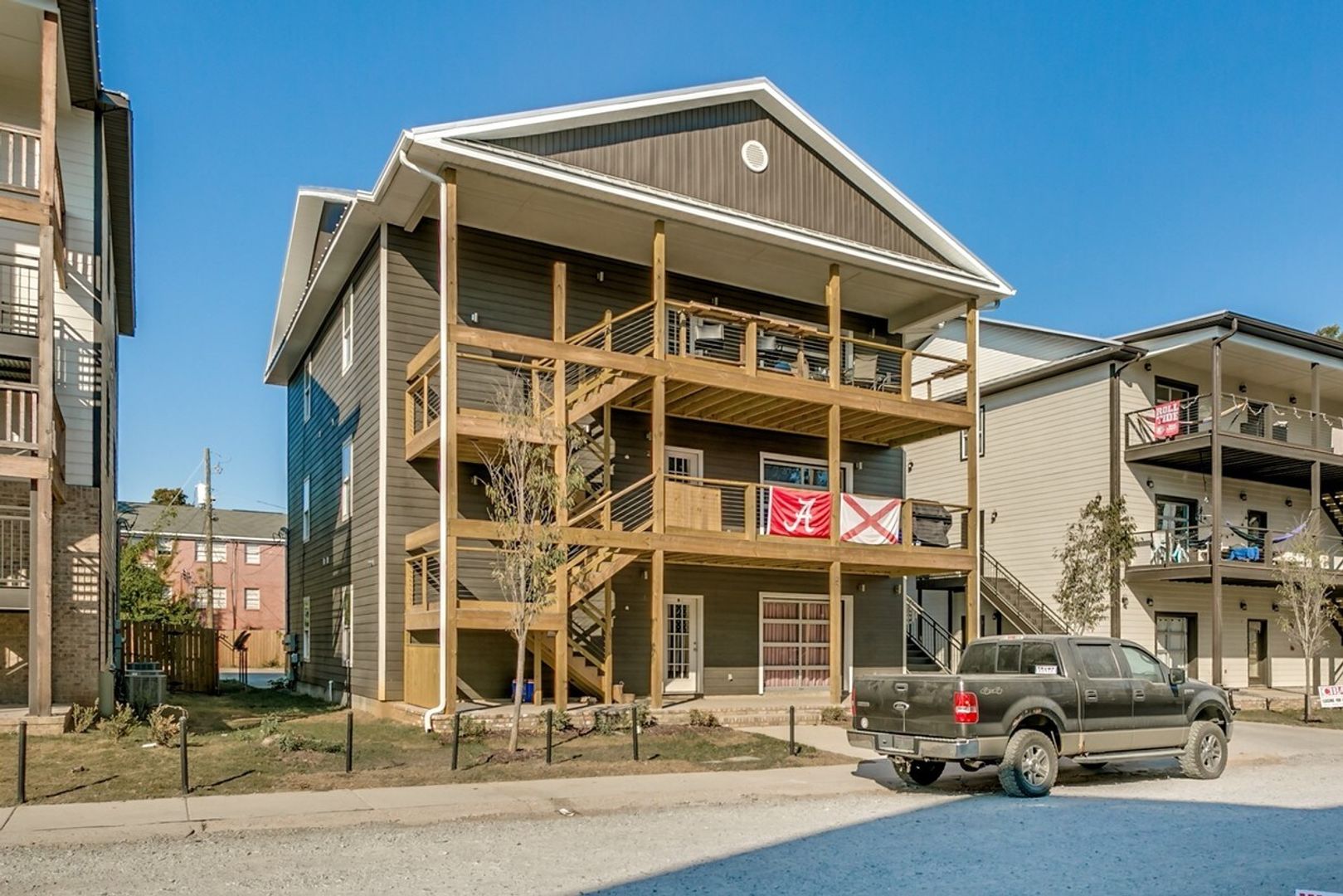 Tuscaloosa Apartment: 1435 Cloverdale Rd