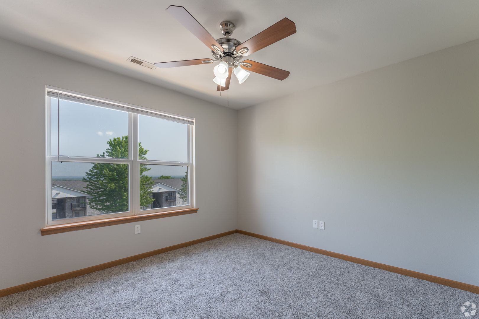 MOARG Arbor Ridge Apartments 3 of 5