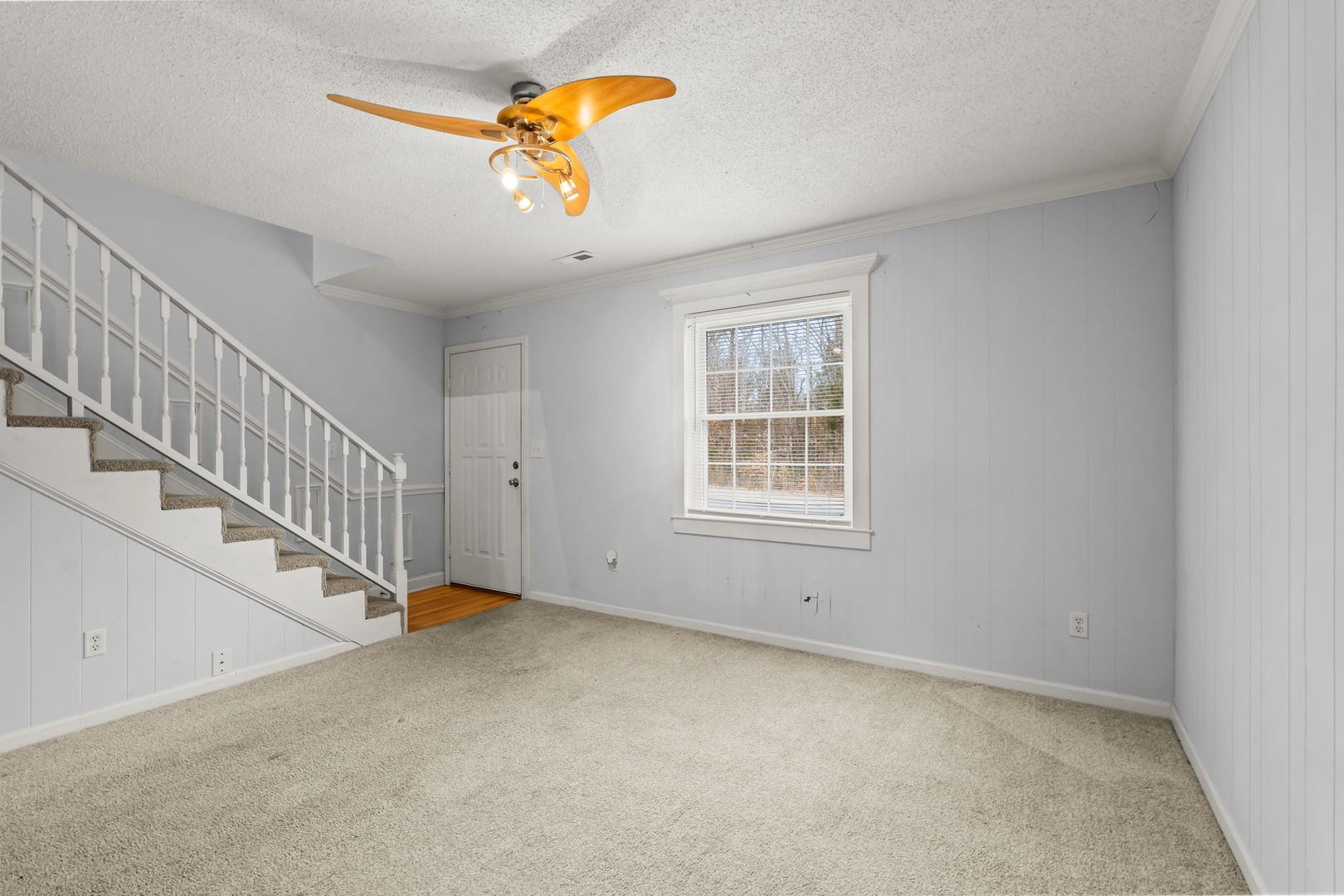 Lexington Apartment: 154 Hill Everhart Rd