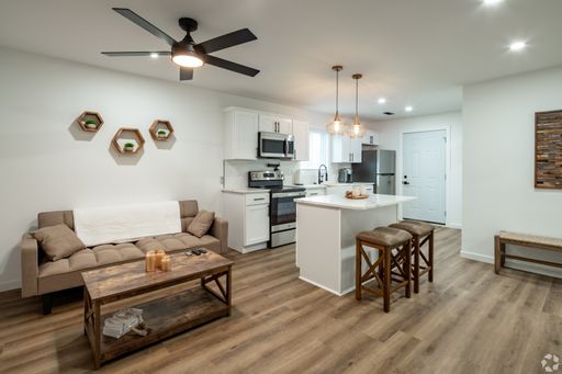 1 Bedroom - Fully Furnished – photo 1