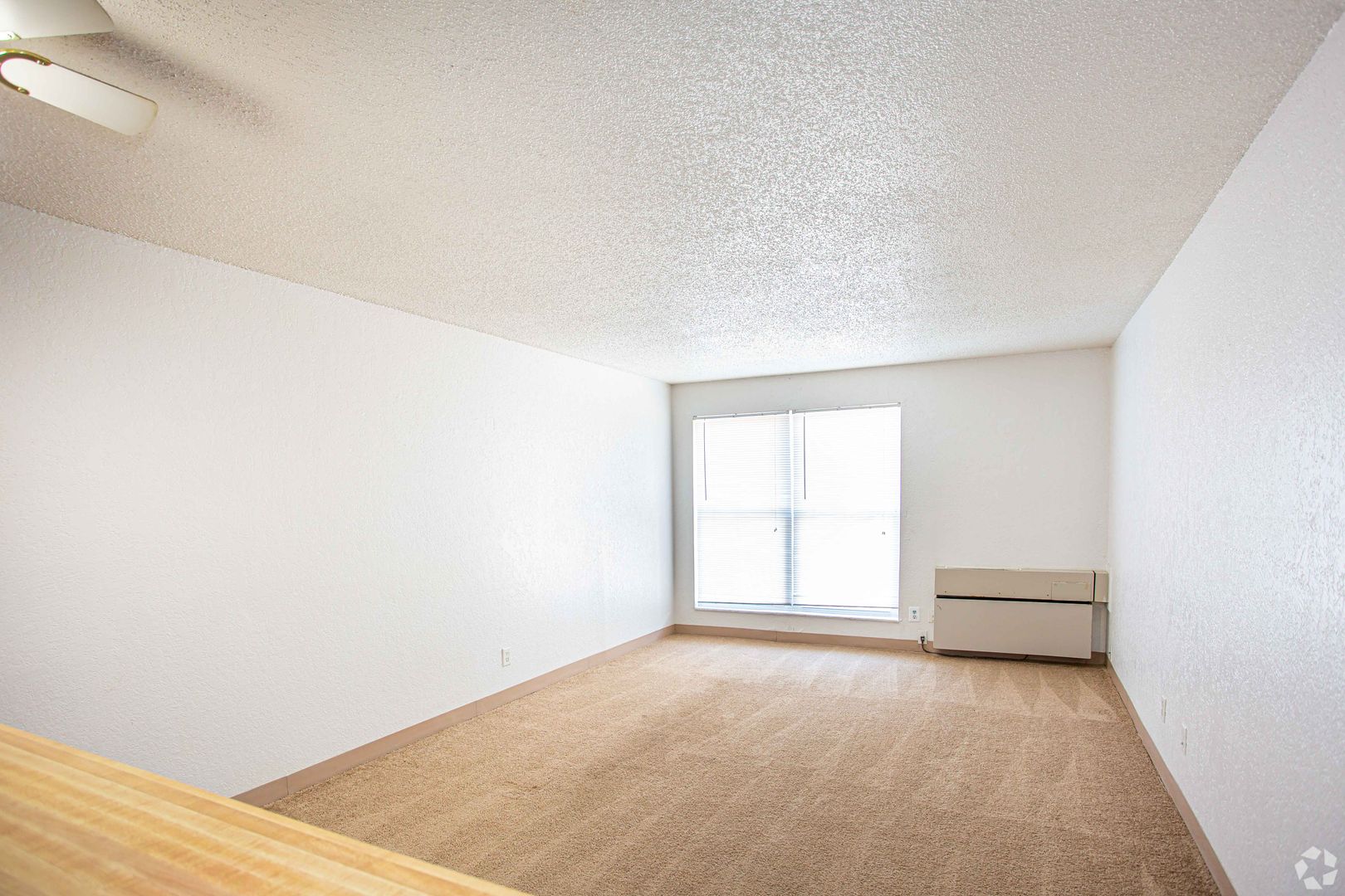 MOUNC Unicorn Apartments 12 of 12
