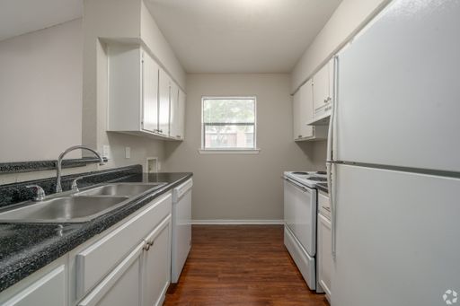 The Maple | 2 Beds | 2 Baths | Townhome – photo 1