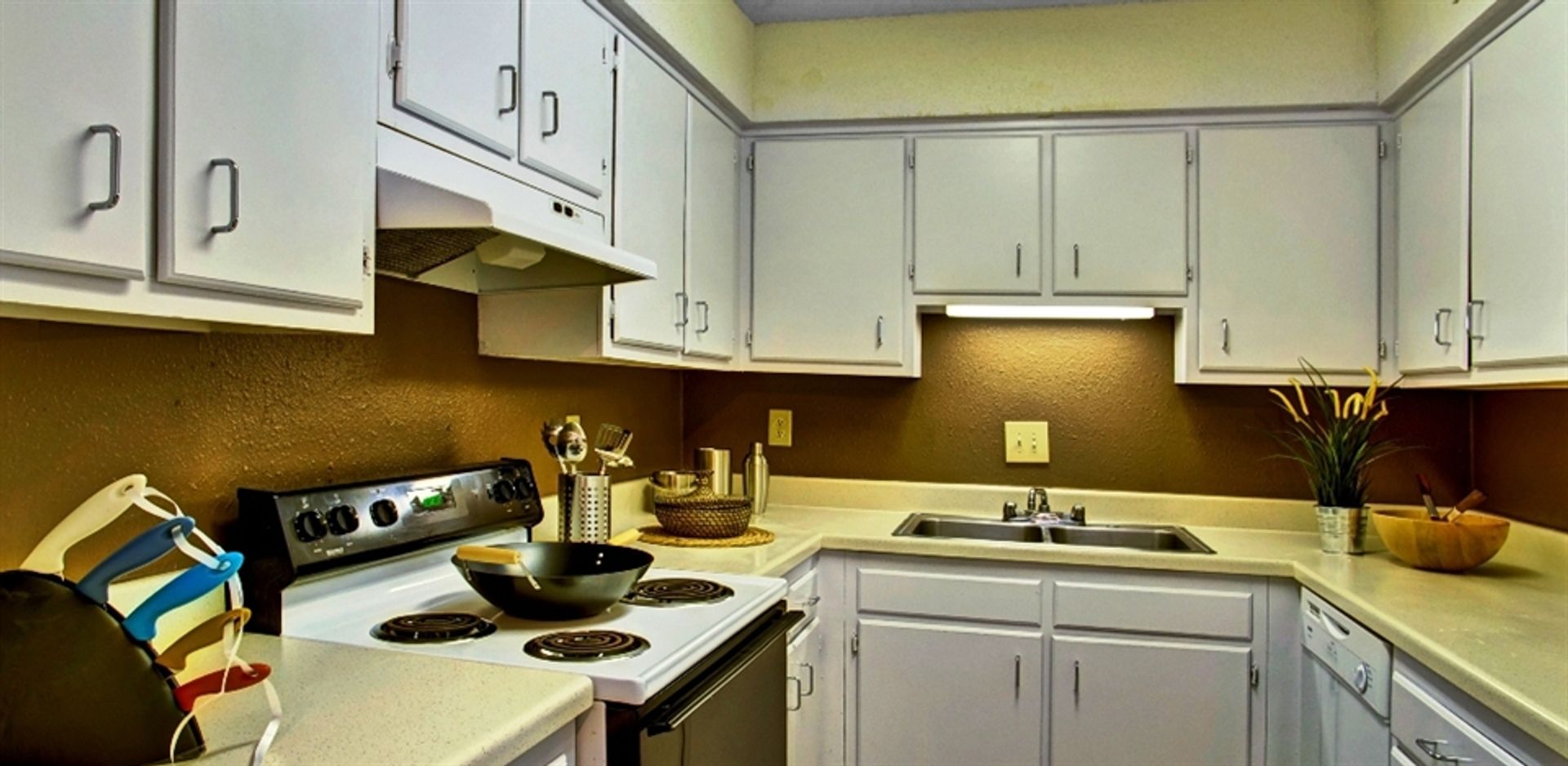 Carrboro Apartment: 500 Smith Level Rd