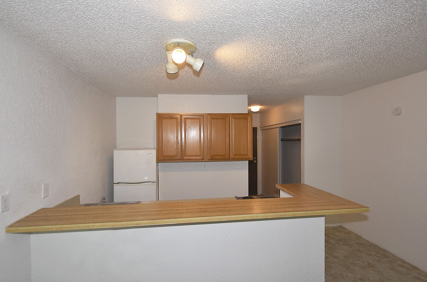 MOUNC Unicorn Apartments 6 of 12