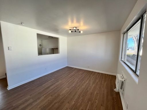 The Nine on Forty - Delightful Two Bedroom Apartment Home – photo 1