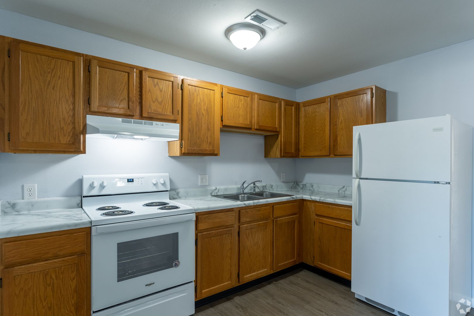 MOCPK Columbia Park Apartments 5 of 12