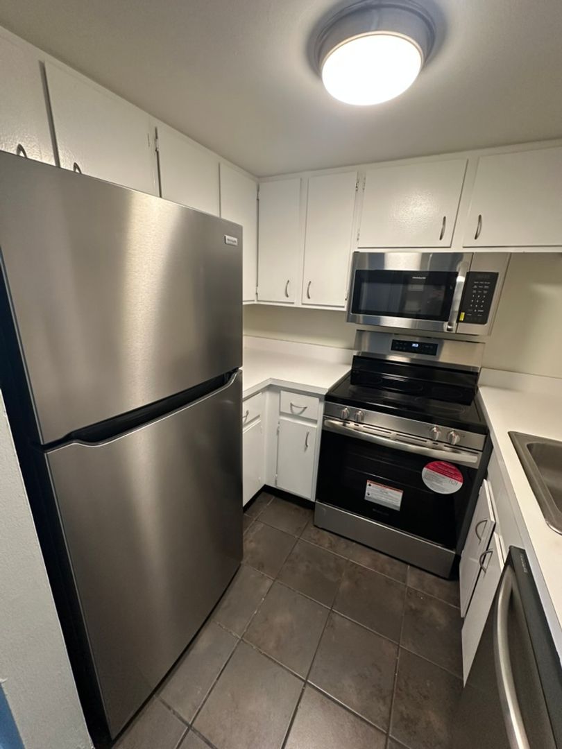 Ann Arbor Apartment: 1700 Geddes Ave