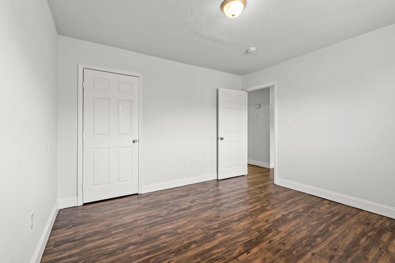 Lexington Apartment: 154 Hill Everhart Rd