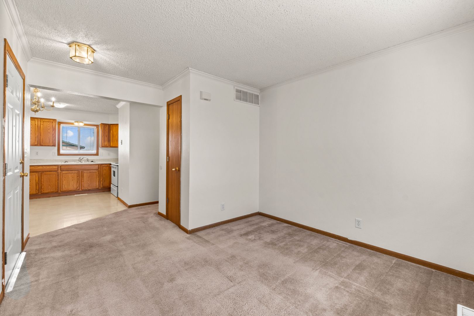 Sterling Apartment: 1503 Filmore St