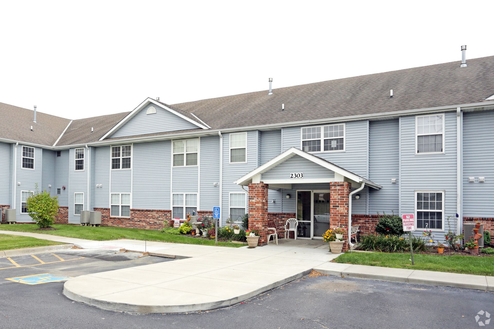 NESRG South Ridge Apartments 3 of 12