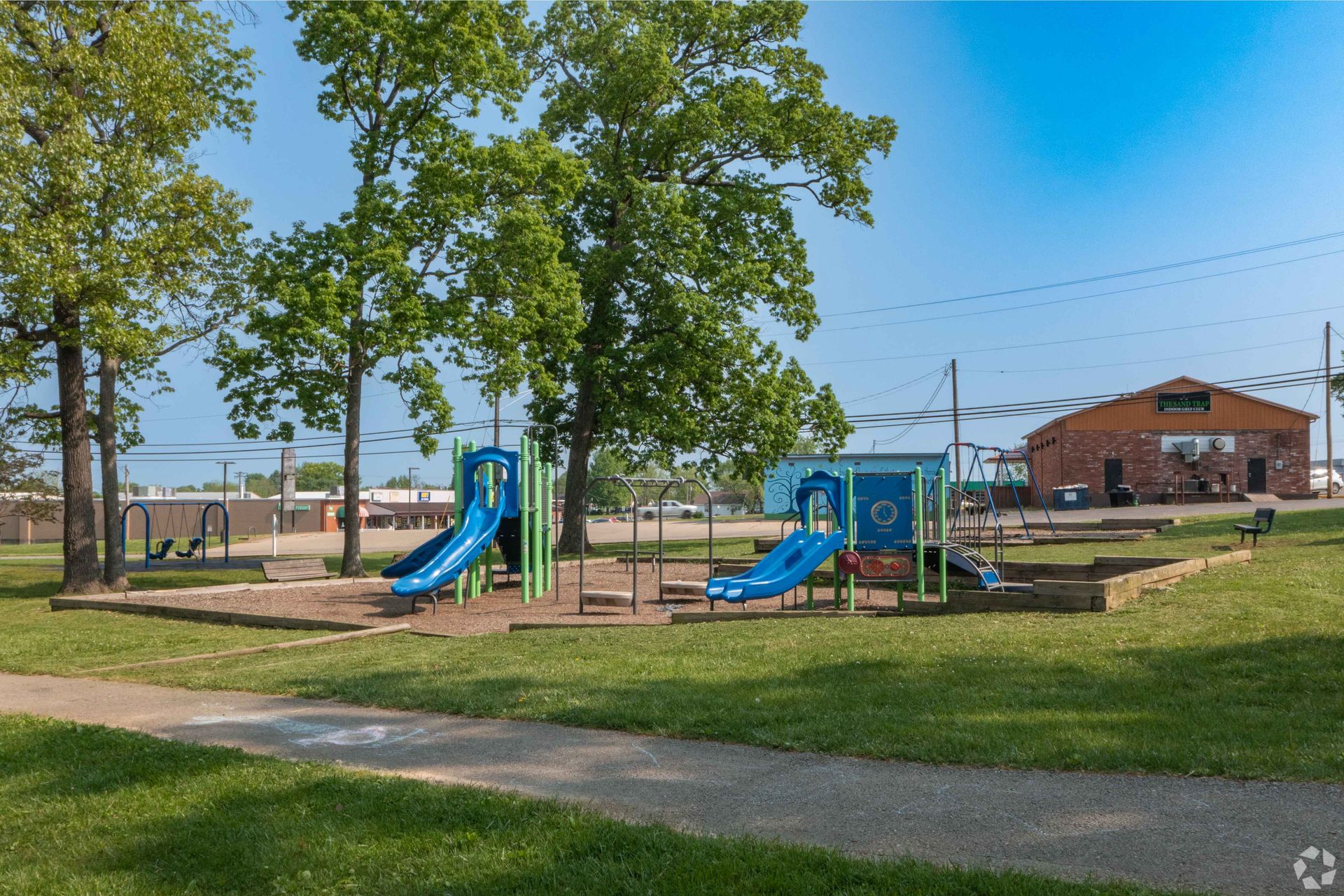 MOCPK Columbia Park Apartments 3 of 12