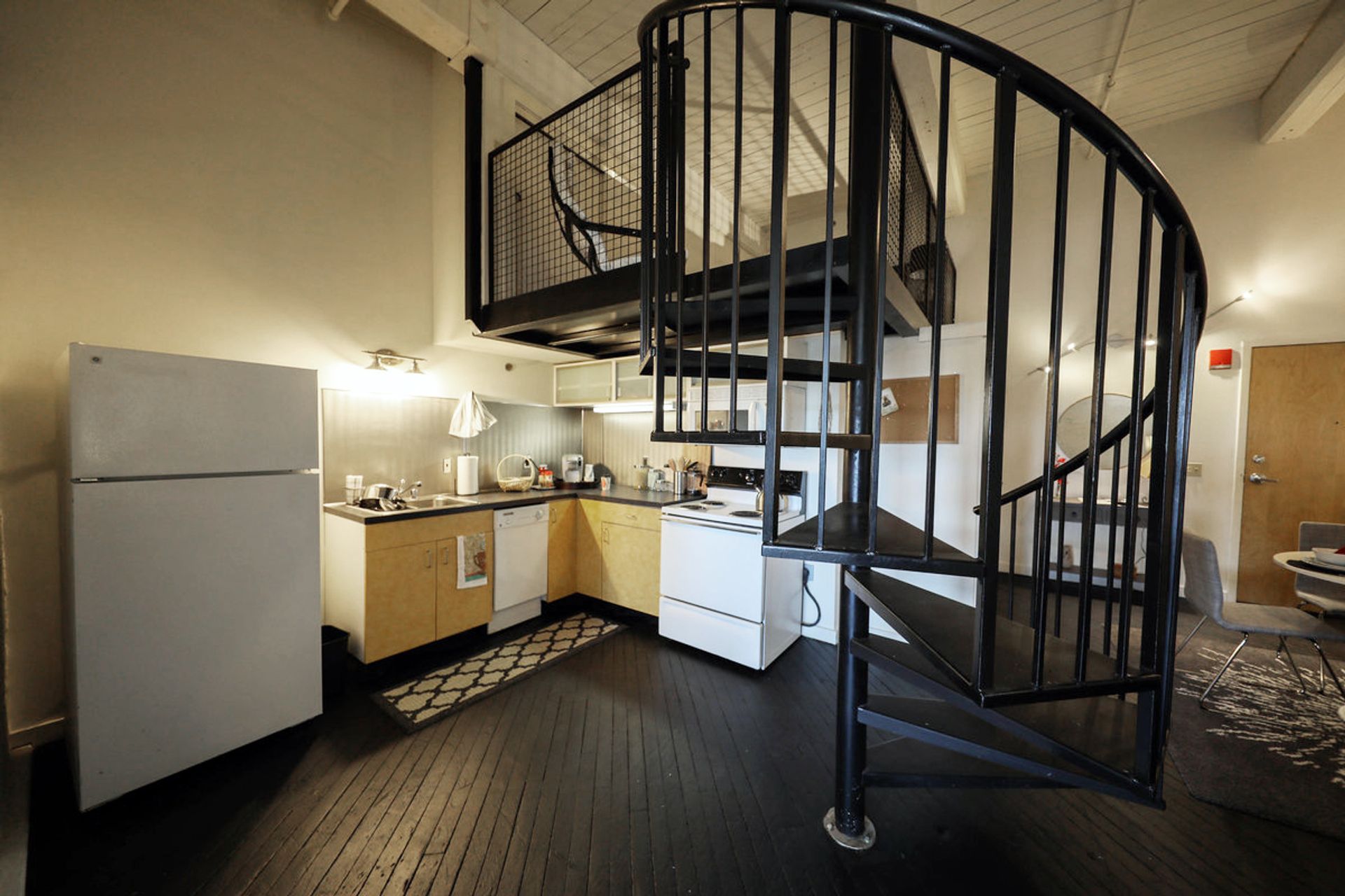 KYLOB Lofts of Broadway 3 of 12