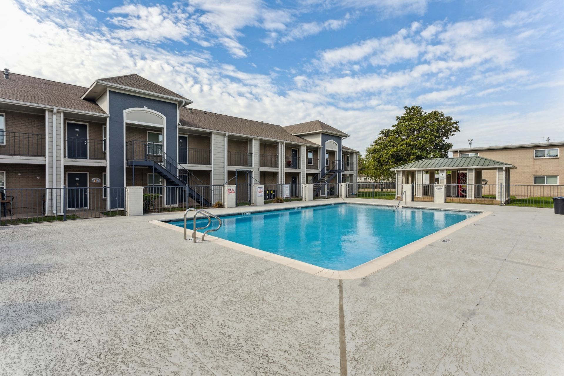 TXLPV The Life at Park View 4 of 12