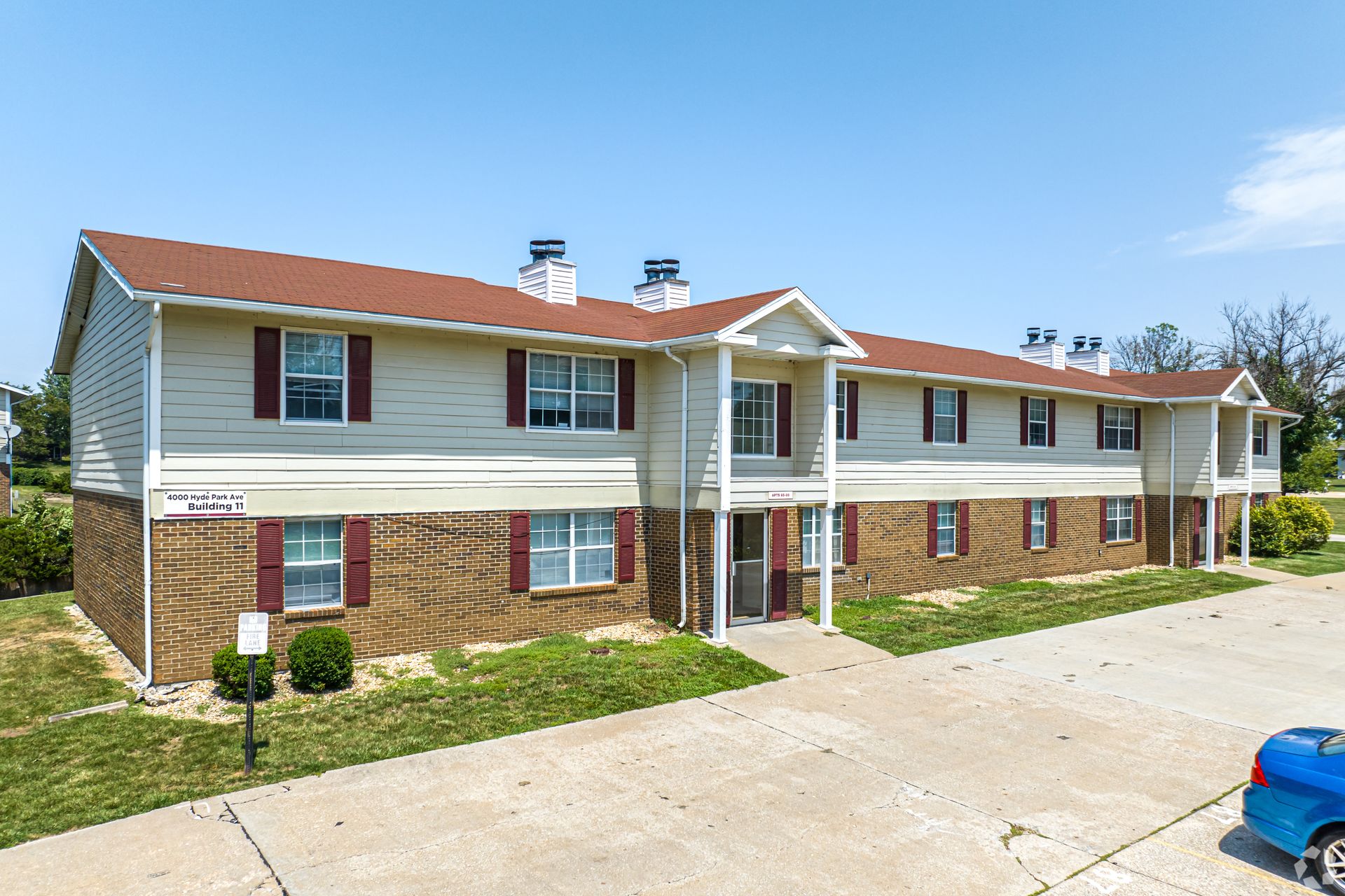 MOHPT Hyde Park Townhomes 6 of 12