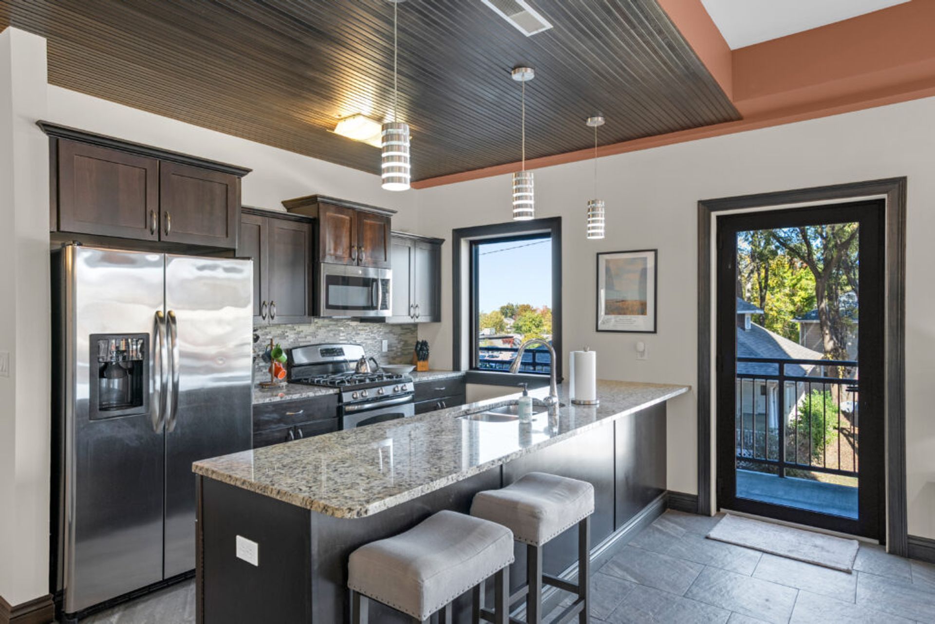 MONLL North Light Luxury Lofts 4 of 12